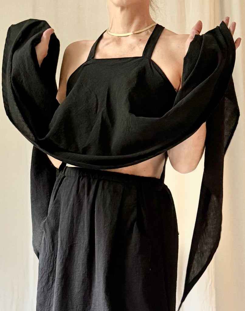 Moai Top (Black)