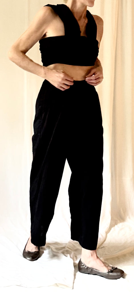 Moai Top (Black)