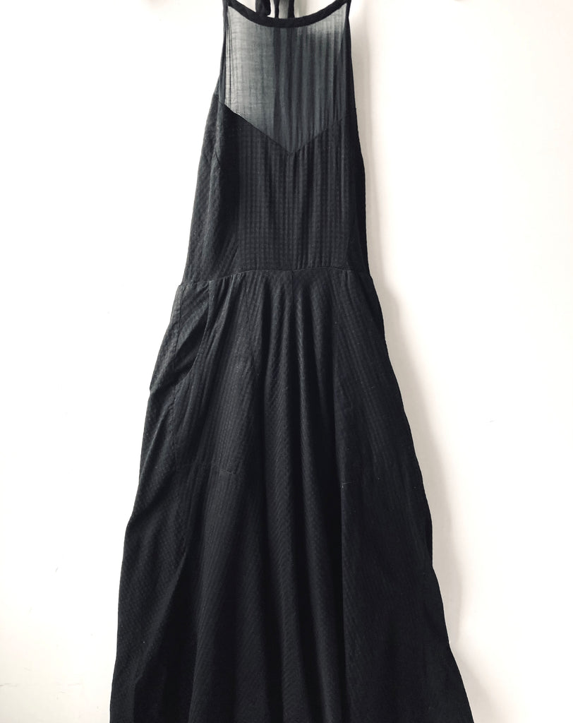 JOURDAN HALTER DRESS - BLACK  (Bin Sale)